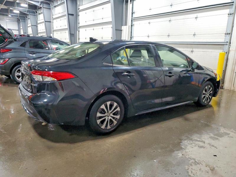 Photo 3 from auction – 2022 TOYOTA COROLLA LE with VIN JTDEAMDE1NJ050729