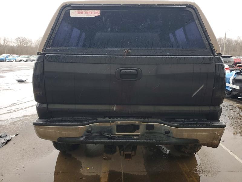 Photo 6 from auction – 2004 GMC SIERRA with VIN 1GTHK232X4F214020