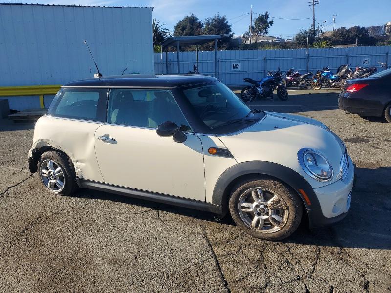 Photo 4 from auction – 2013 MINI COOPER with VIN WMWSU3C56DT545482