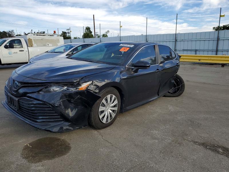 Photo 1 from auction – 2020 TOYOTA CAMRY LE with VIN 4T1C31AK8LU017065