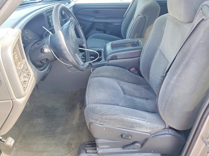 Photo 7 from auction – 2004 CHEVROLET SILVERADO with VIN 1GCEC19T14E386114