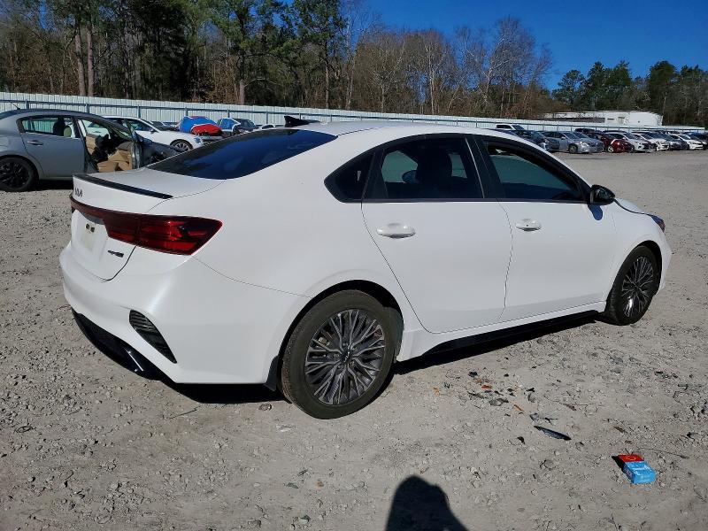Photo 3 from auction – 2024 KIA FORTE with VIN 3KPF54AD8RE734149