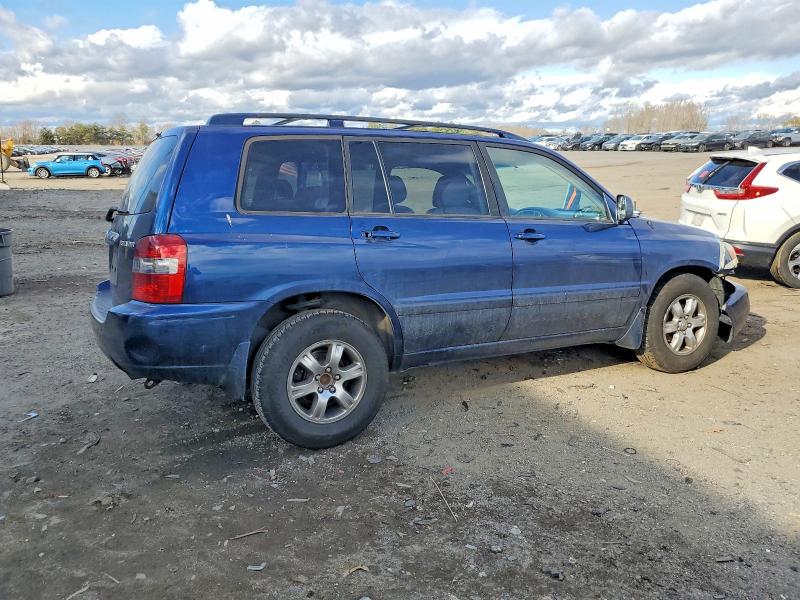 Photo 3 from auction – 2005 TOYOTA HIGHLANDER with VIN JTEDP21AX50052044