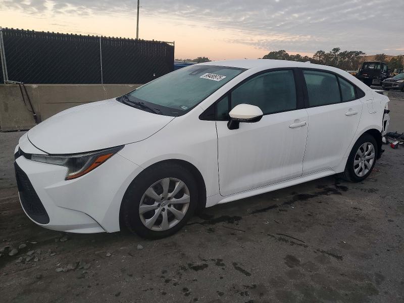 TOYOTA COROLLA LE 2021 with VIN 5YFEPMAE8MP189270 - Photo from auction
