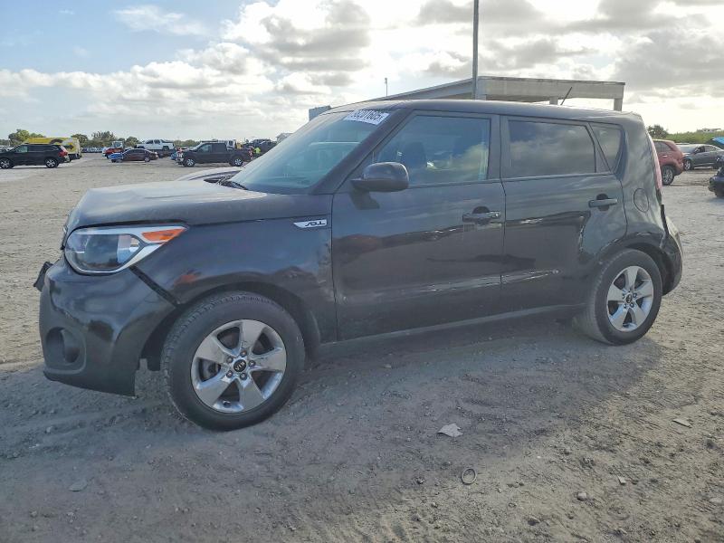 KIA SOUL 2017 with VIN KNDJN2A22H7502190 - Photo from auction