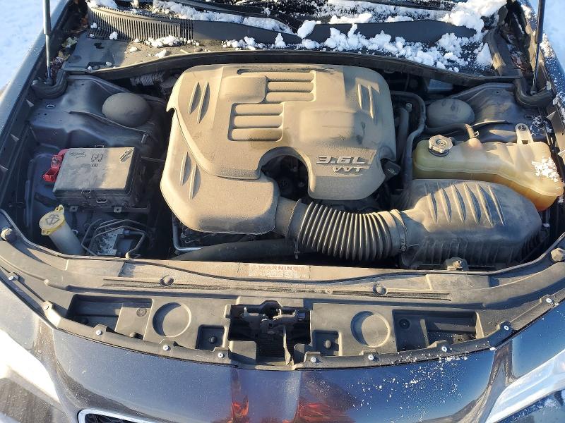 Foto 11 de la subasta – 2018 CHRYSLER 300 con VIN 2C3CCAAG6JH321032