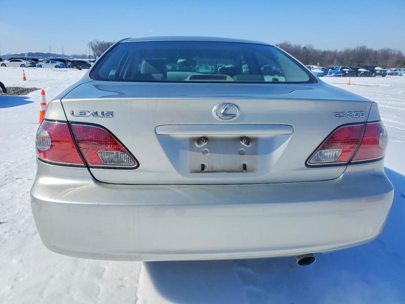 Photo 6 from auction – 2003 LEXUS ES 300 with VIN JTHBF30G036016723