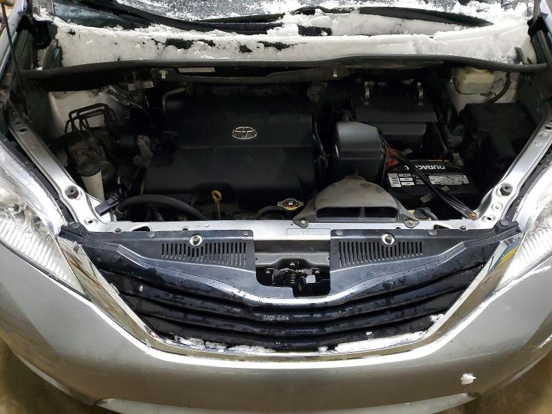 Photo 12 from auction – 2014 TOYOTA SIENNA LE with VIN 5TDJK3DC9ES088359