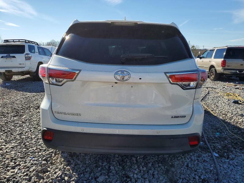 Photo 6 from auction – 2015 TOYOTA HIGHLANDER with VIN 5TDYKRFH4FS055667