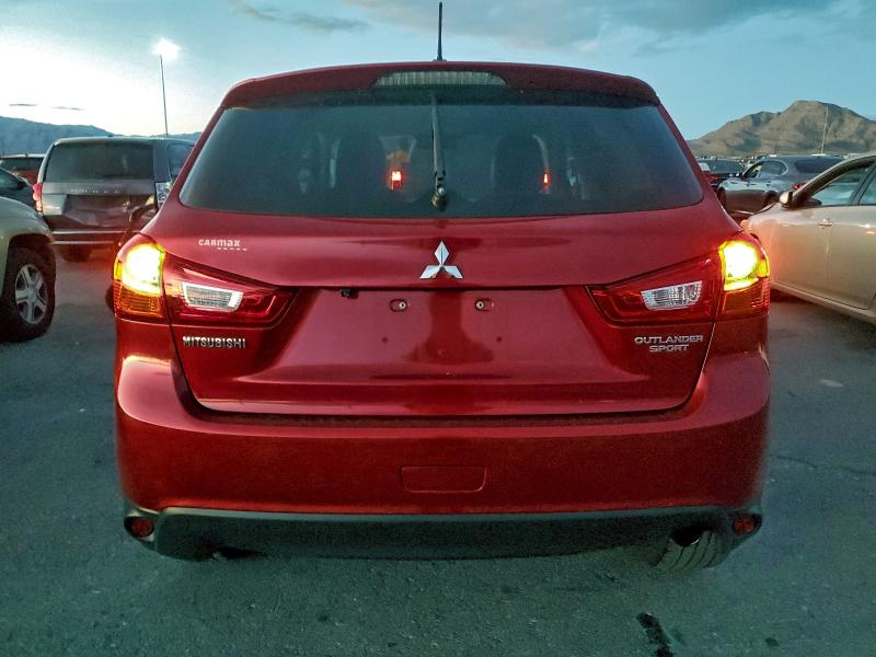 Photo 6 from auction – 2015 MITSUBISHI OUTLANDER with VIN 4A4AP4AU8FE025273