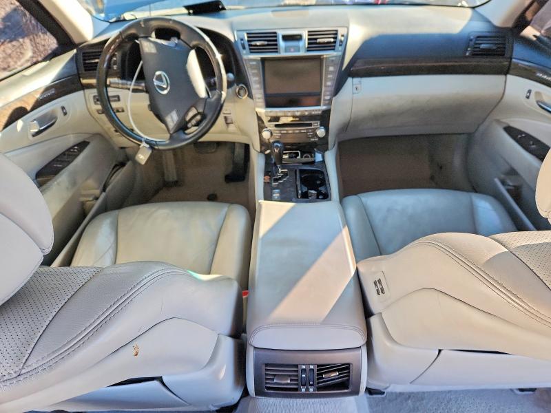 Photo 8 from auction – 2012 LEXUS LS 460 with VIN JTHBL5EF2C5112962