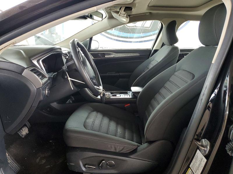 Photo 7 from auction – 2019 FORD FUSION with VIN 3FA6P0LU9KR141128