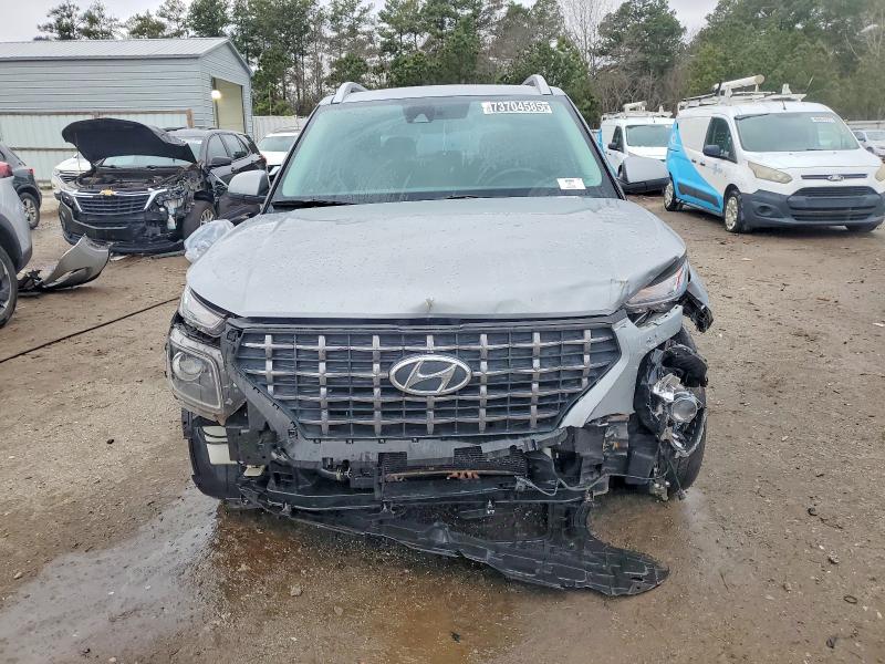 Photo 5 from auction – 2020 HYUNDAI VENUE with VIN KMHRC8A39LU033271