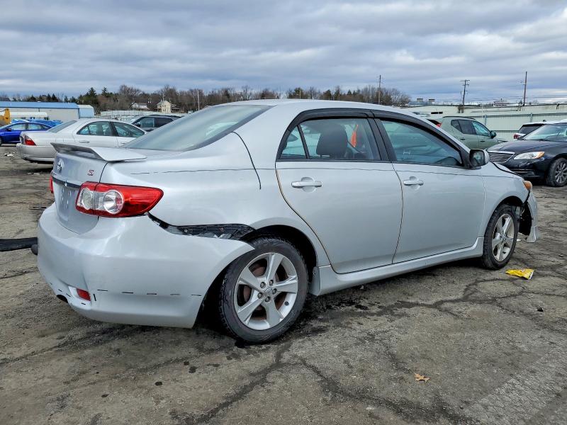 Photo 3 from auction – 2013 TOYOTA COROLLA with VIN 2T1BU4EE7DC060037