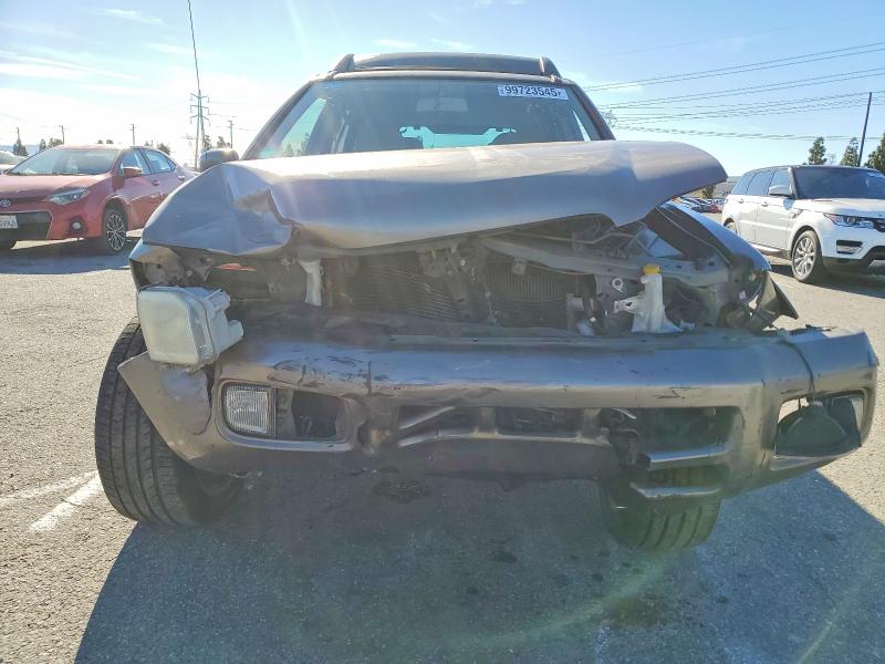 Photo 5 from auction – 2002 NISSAN PATHFINDER with VIN JN8DR09X02W659787