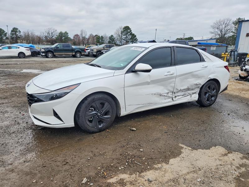 Photo 1 from auction – 2023 HYUNDAI ELANTRA with VIN 5NPLM4AG4PH104623