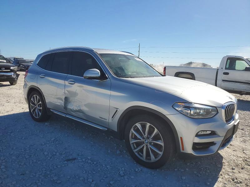 Photo 4 from auction – 2018 BMW X3 XDRIVE3 with VIN 5UXTR9C58JLD62917