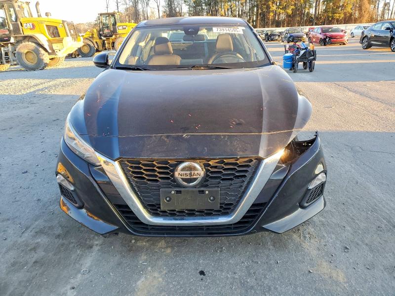 Photo 5 from auction – 2022 NISS ALTIMA with VIN 1N4BL4DV1NN375182