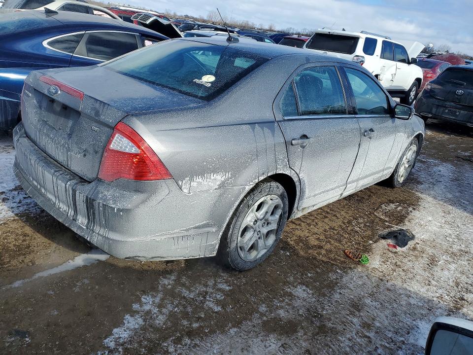 Photo 3 from auction – 2011 FORD FUSION SE with VIN 3FAHP0HA2BR194261