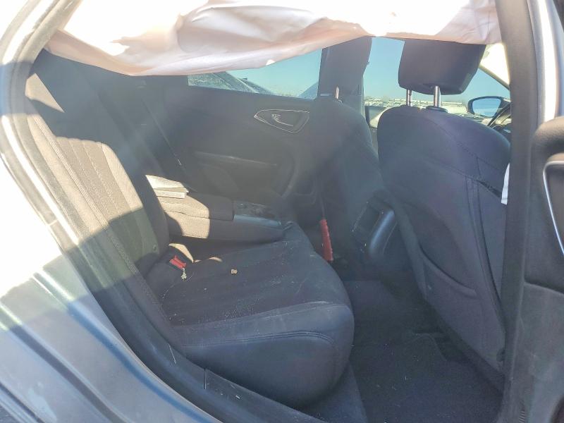 Photo 10 from auction – 2015 CHRYSLER 200 with VIN 1C3CCCAB2FN542349