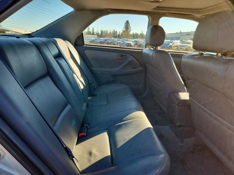 Photo 10 from auction – 2000 TOYOTA CAMRY with VIN 4T1BF28K0YU092767