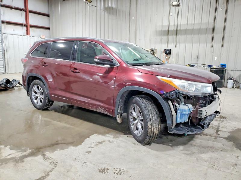 Photo 4 from auction – 2015 TOYOTA HIGHLANDER with VIN 5TDJKRFH3FS172304