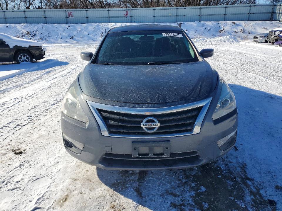 Photo 5 from auction – 2013 NISSAN ALTIMA with VIN 1N4AL3AP4DN537591