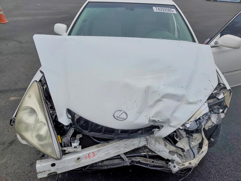 Photo 11 from auction – 2004 LEXUS ES 330 with VIN JTHBA30G840022658