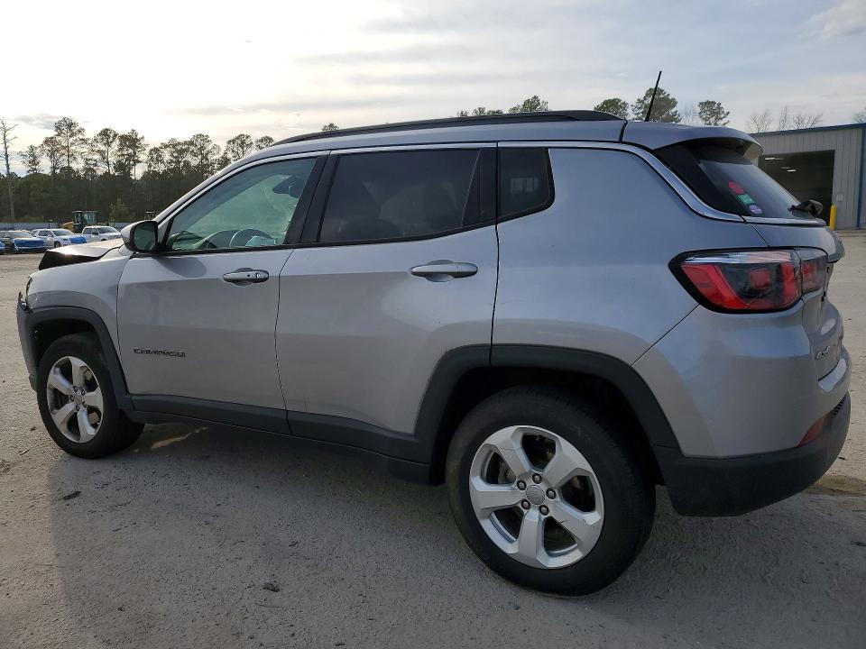 Photo 2 from auction – 2019 JEEP COMPASS LA with VIN 3C4NJDBB1KT670428