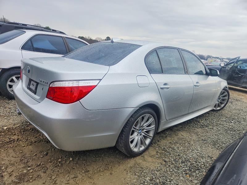Photo 3 from auction – 2010 BMW 528 I with VIN WBANU5C58AC442147