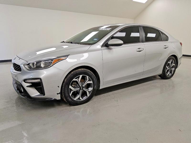 KIA FORTE FE 2019 with VIN 3KPF24AD5KE120089 - Photo from auction