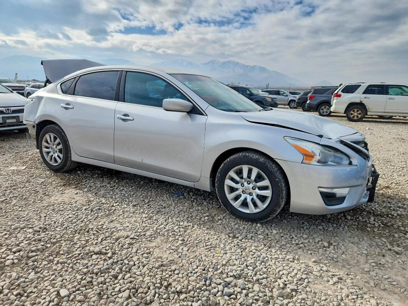 Photo 4 from auction – 2014 NISSAN ALTIMA 2.5 with VIN 1N4AL3AP6EN209039