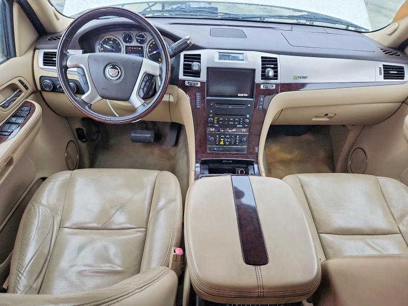 Photo 8 from auction – 2009 CADILLAC ESCALADE H with VIN 1GYFK43569R213329