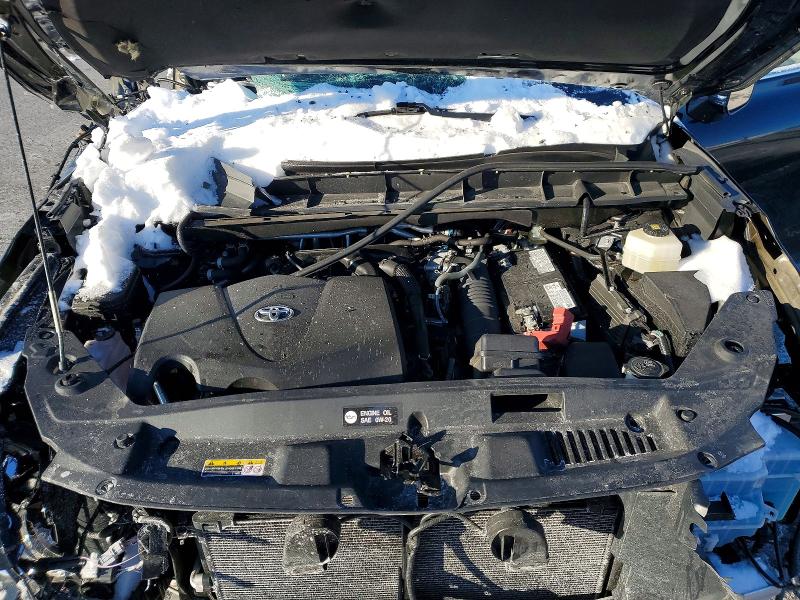 Photo 12 from auction – 2022 TOYOTA HIGHLANDER with VIN 5TDDZRBHXNS198475