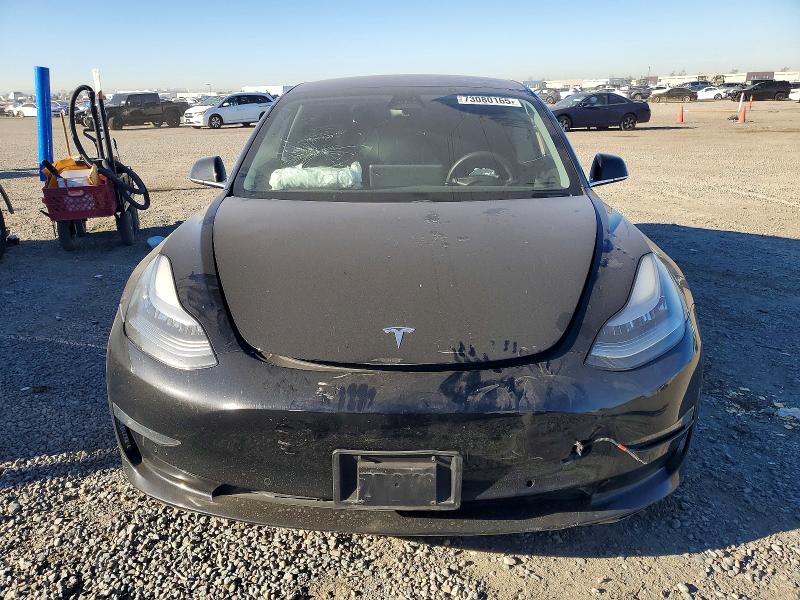 Photo 5 from auction – 2019 TESLA MODEL 3 with VIN 5YJ3E1EB8KF385181