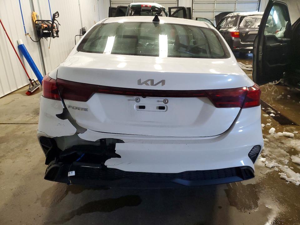 Photo 6 from auction – 2023 KIA FORTE with VIN 3KPF24ADXPE537506