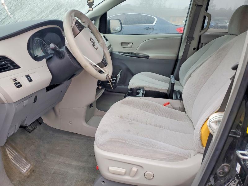 Photo 7 from auction – 2011 TOYOTA SIENNA LE with VIN 5TDKK3DC7BS110343