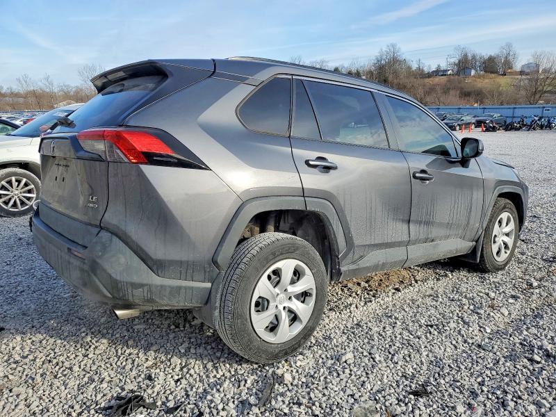 Photo 3 from auction – 2021 TOYOTA RAV4 LE with VIN 2T3F1RFV2MW162471