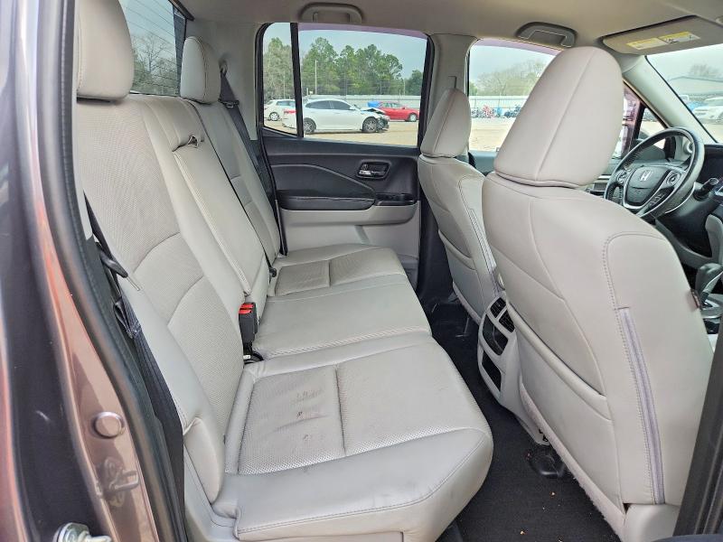 Photo 10 from auction – 2017 HONDA RIDGELINE with VIN 5FPYK2F62HB009274