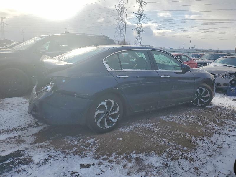 Photo 3 from auction – 2017 HONDA ACCORD with VIN 1HGCR3F06HA017632