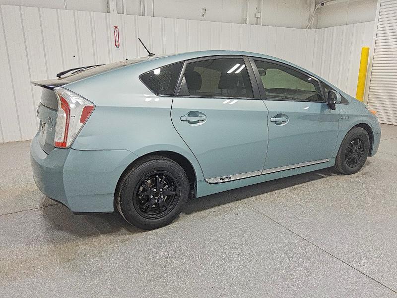 Photo 3 from auction – 2015 TOYOTA PRIUS with VIN JTDKN3DUXF1876005