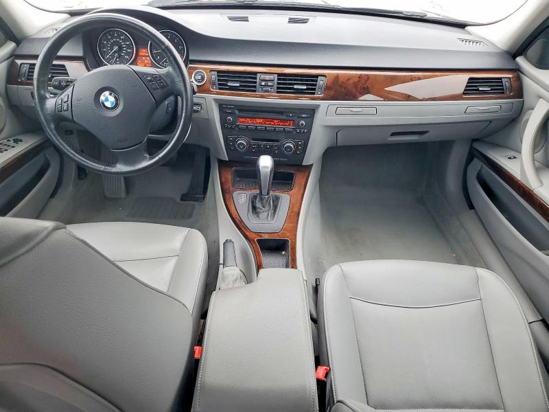 Photo 8 from auction – 2011 BMW 328 XI with VIN WBAPK7G57BNN77470