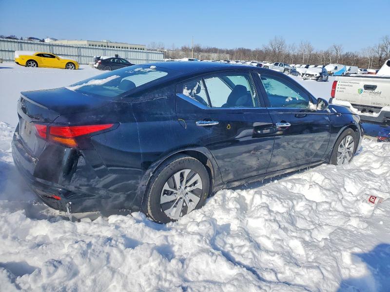 Photo 3 from auction – 2023 NISSAN ALTIMA S with VIN 1N4BL4BV7PN412466