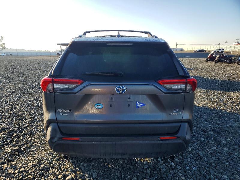 Photo 6 from auction – 2019 TOYOTA RAV4 LE with VIN JTMLWRFV2KD023553
