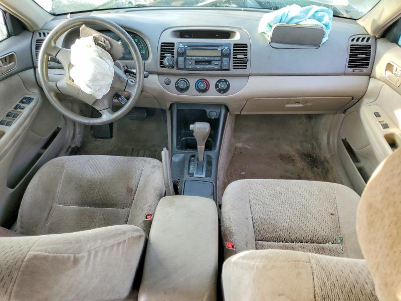 Photo 8 from auction – 2002 TOYOTA CAMRY with VIN 4T1BE32K92U020801
