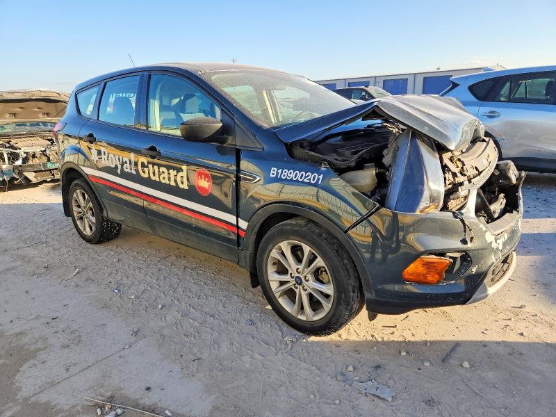 Photo 4 from auction – 2019 FORD ESCAPE with VIN 1FMCU0F76KUB85880