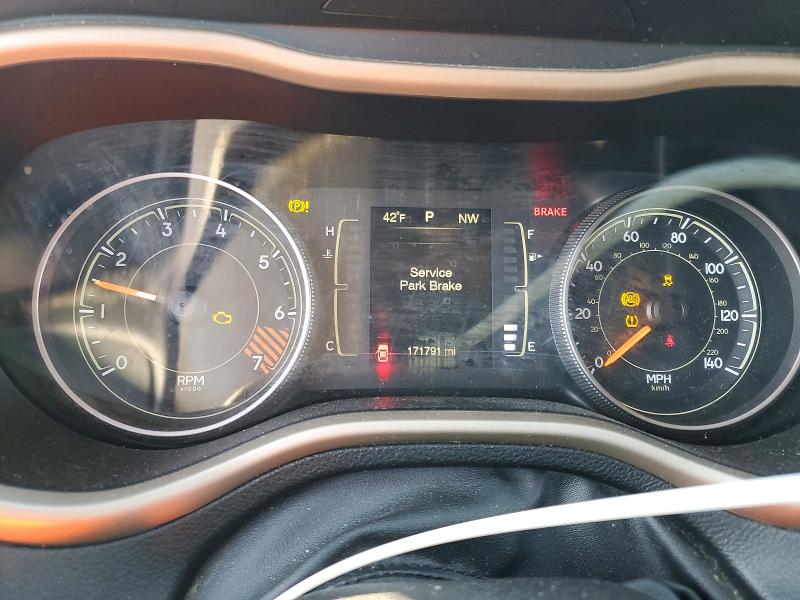 Photo 9 from auction – 2015 JEEP CHEROKEE with VIN 1C4PJLCB6FW722914