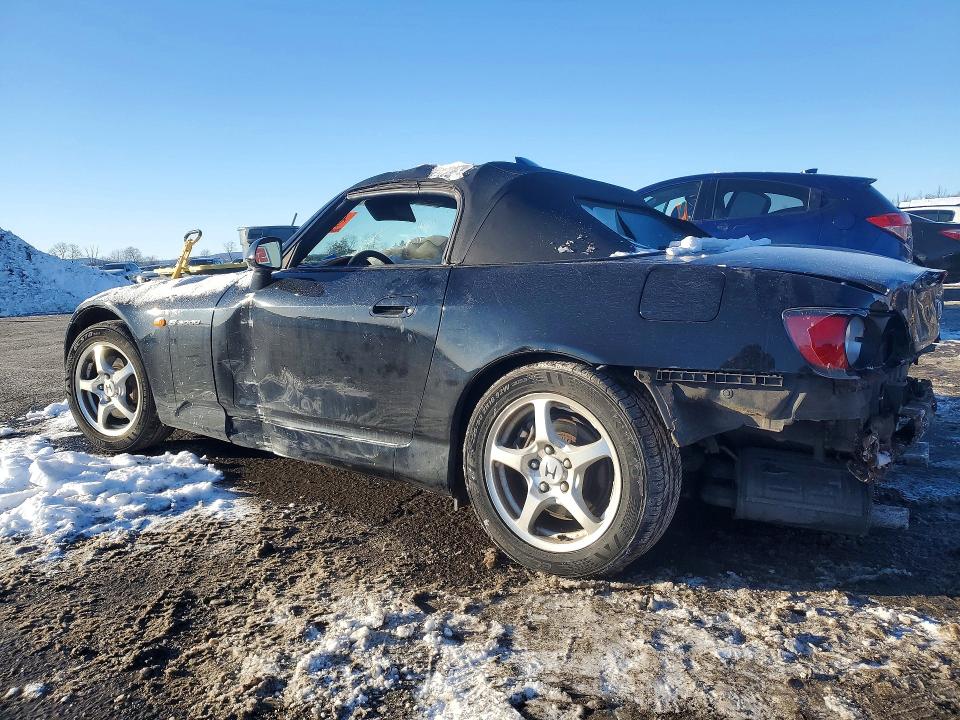 Photo 2 from auction – 2000 HONDA S2000 with VIN JHMAP1144YT008389