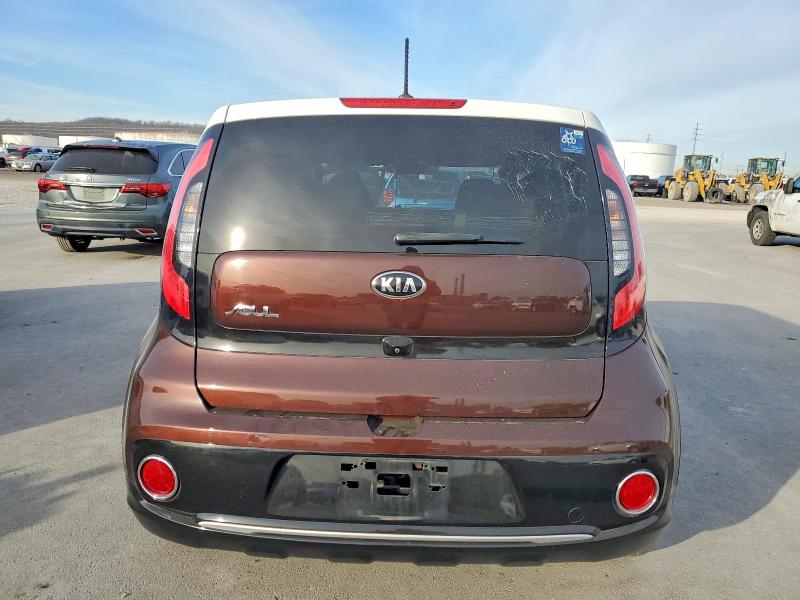 Photo 6 from auction – 2017 KIA SOUL with VIN KNDJP3A55H7483547