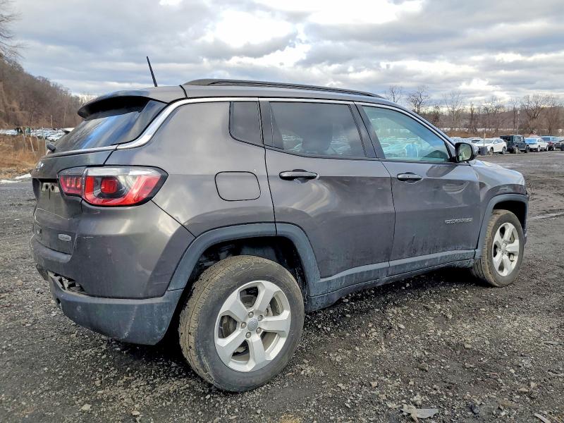 Photo 3 from auction – 2018 JEEP COMPASS LA with VIN 3C4NJDBB3JT270546